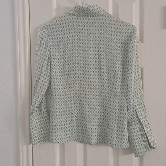 Vintage ST John Mint Green Patterened Silk Blouse Sz 2 - Picture 4 of 6